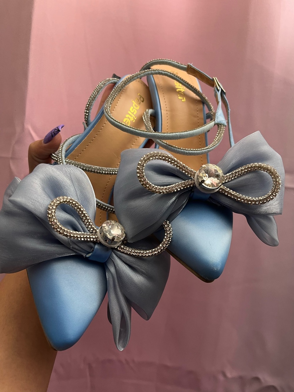 Elegant Light Blue Bow Pointed-Toe Women's Flats with Rhinestone Accent